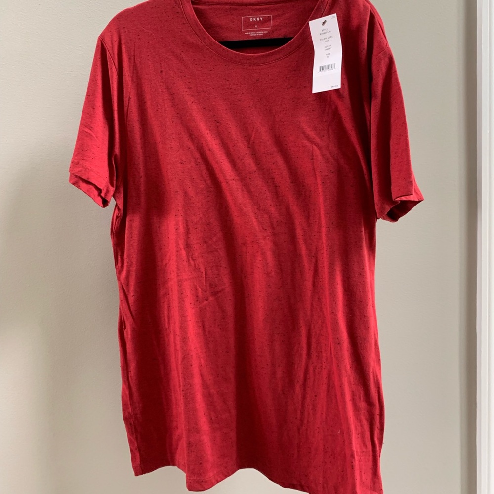 Brand New DKNY Men’s T-shirt NWT